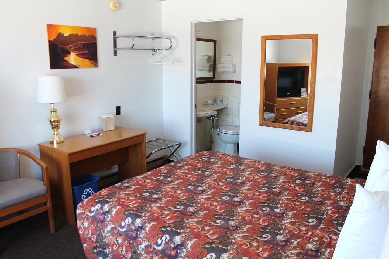 Budget Host Crestview Inn 苏圣玛丽 外观 照片