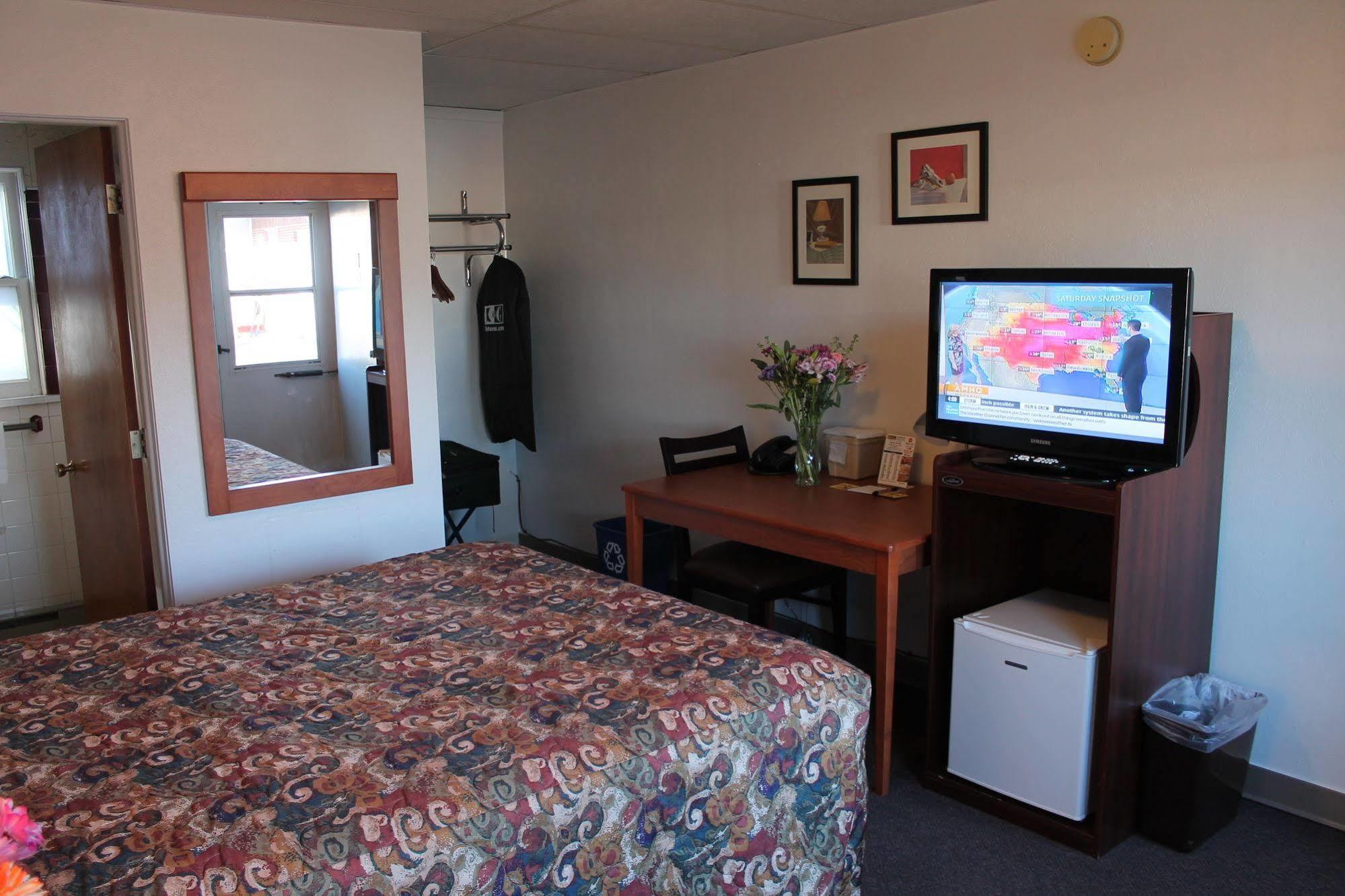 Budget Host Crestview Inn 苏圣玛丽 外观 照片